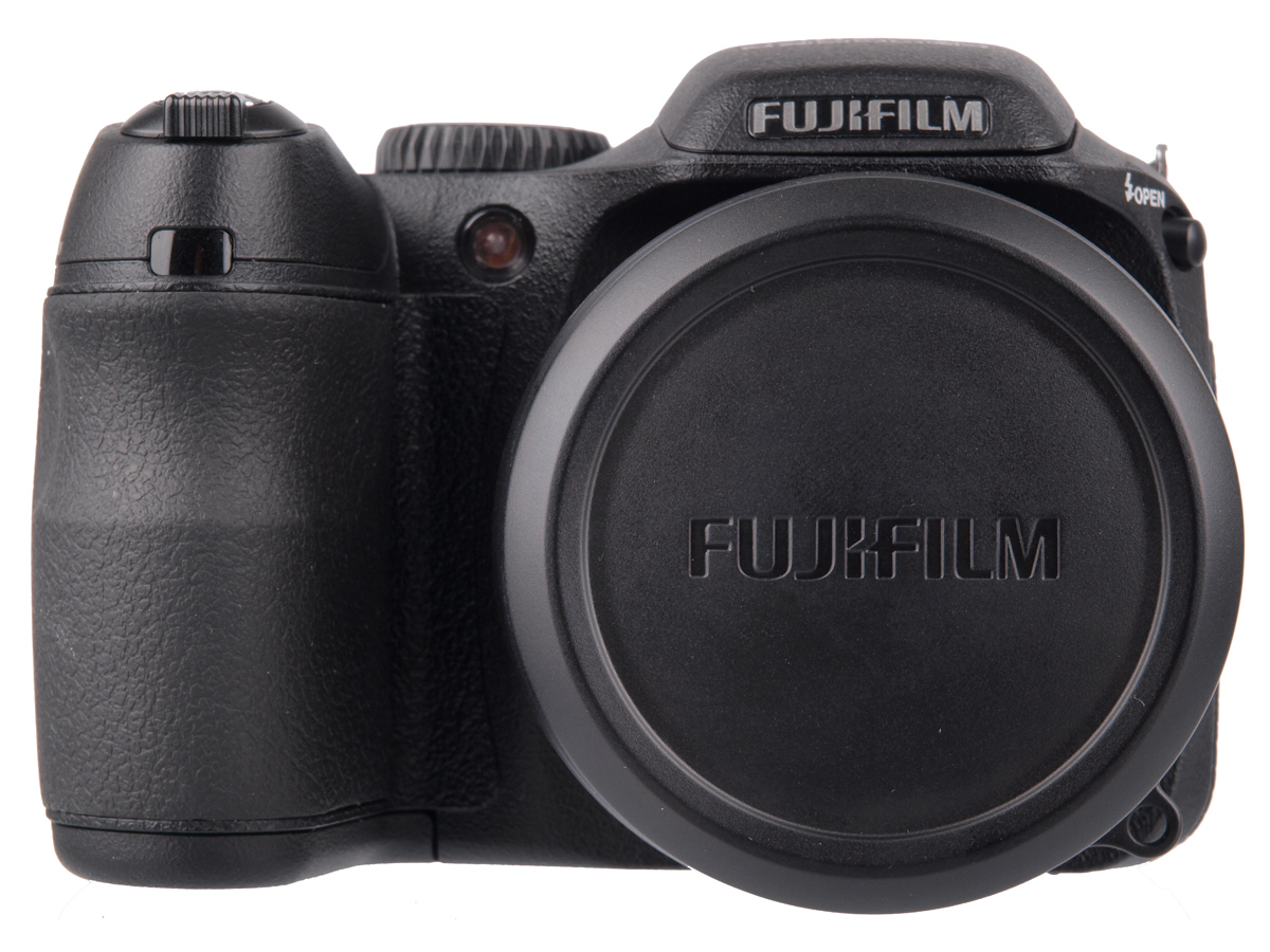Kipróbáltuk Fujifilm FinePix S2000HD