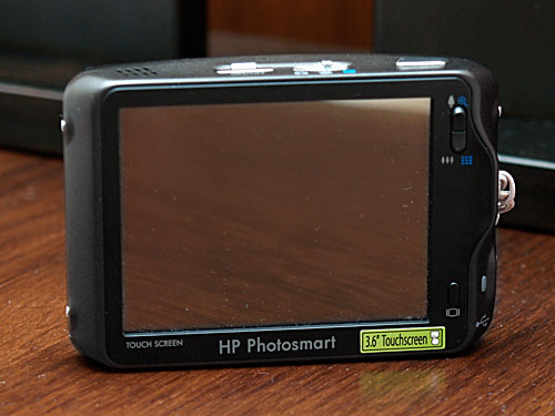 HP Photosmart R937 back