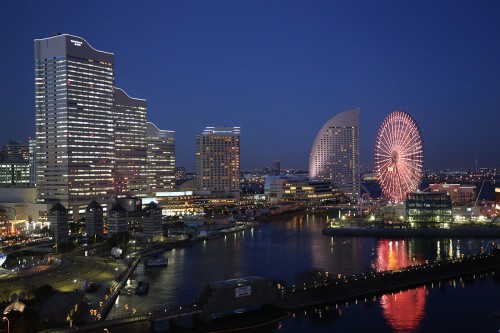 Yokohama Minatomirai városrész este