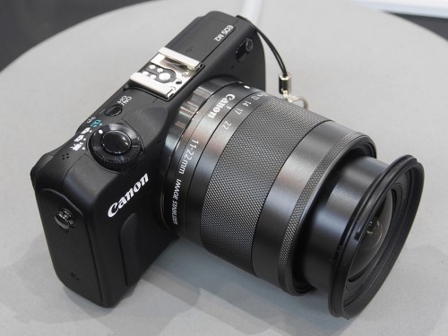 Canon EOS-M2